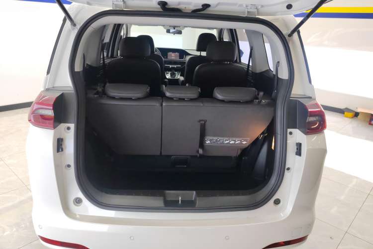 Used GAC Trumpchi M6 2019 270T DCT Luxury Edition (7-seater) China VI