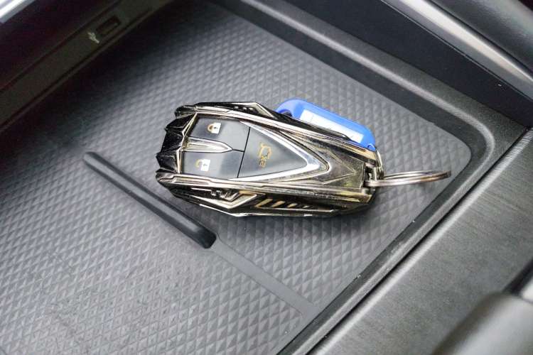 Used CHANGAN UNI-T 2020 1.5T Prestige Version
