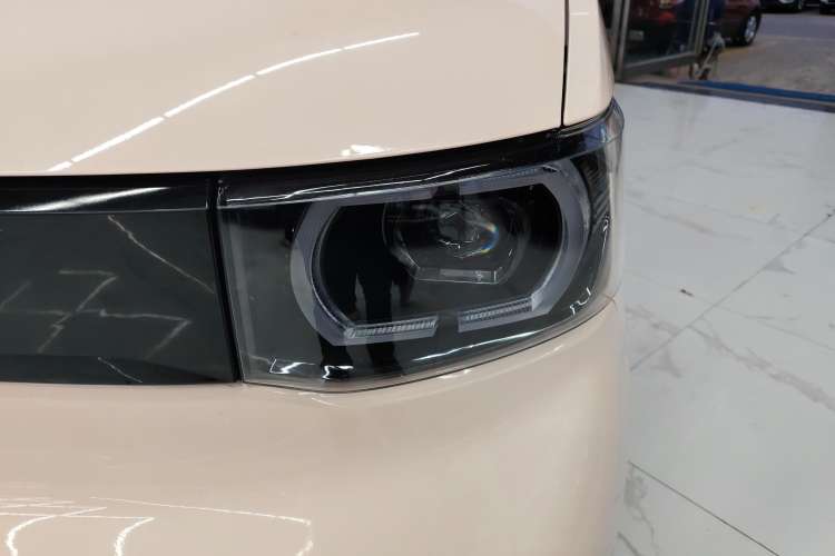 Used Wuling Hongguang MINIEV 2021 Macaron Premium Model – Lithium Iron Phosphate