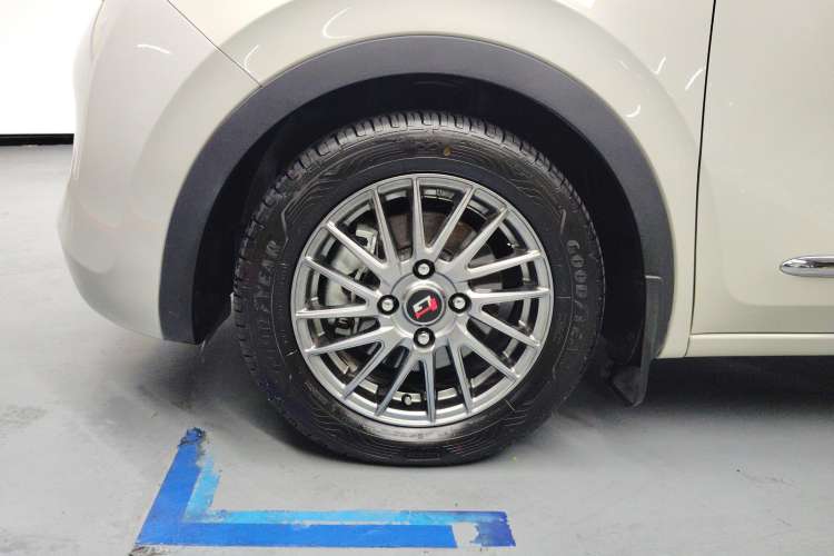 Used Wuling Bingo 2023 410 km Lingxi Deluxe Edition