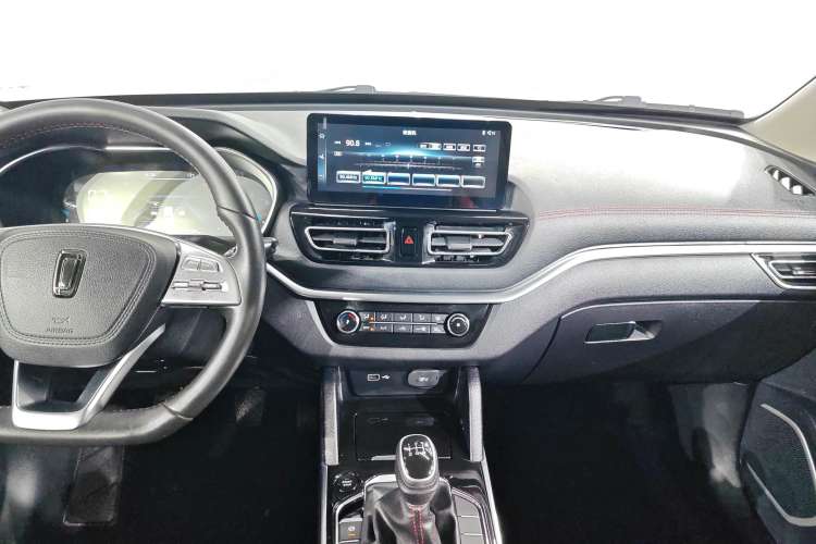 Used Bestune T33 2019 1.6L Manual Luxury Version China V
