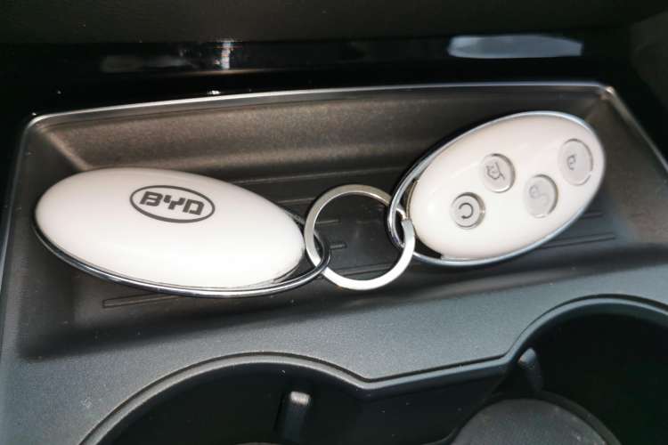 Used BYD Song MAX New Energy 2019 DM 1.5T Smart Connect Advanced 7-Seater China VI Standard
