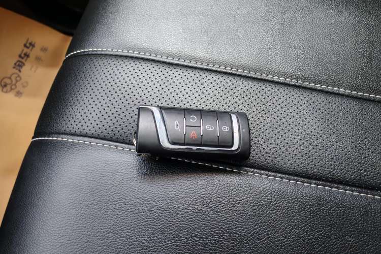 Used GAC Trumpchi M6 2021 270T DCT Luxury Edition (6-seater)