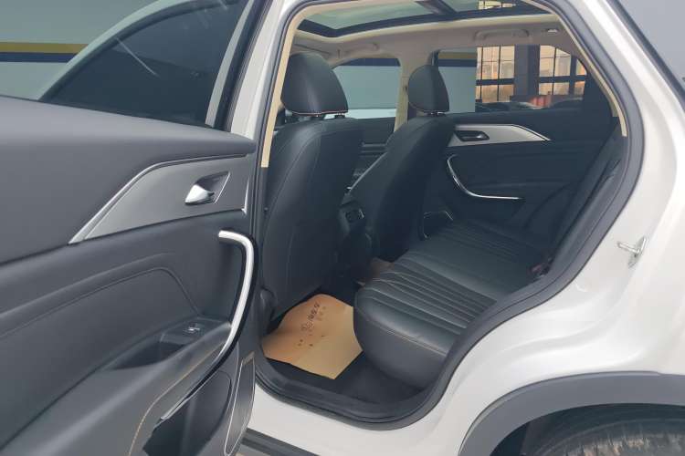 Used Bestune T77 2023 1.5T Automatic Luxury Model Right Rear Seat