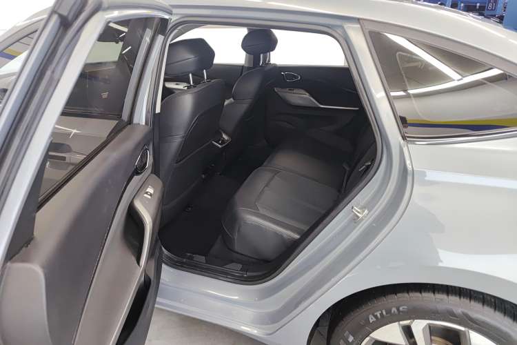 Used Baojun RC-5 2020 1.5T CVT Smart Shine Flagship Edition
