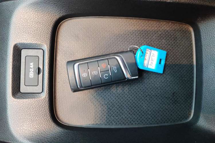 Used GAC Trumpchi M6 2021 270T DCT Luxury Edition (7 Seats)