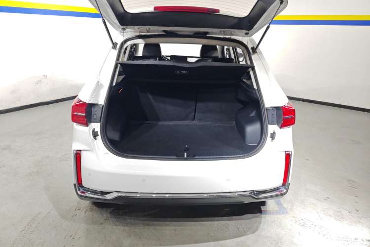 Used Bestune T33 2019 1.6L Manual Luxury Version China V
