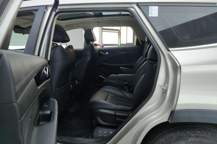 Used JETOUR X90 2019 1.6T DCT Luxury Travel Edition 6 Seats China VI Standard
