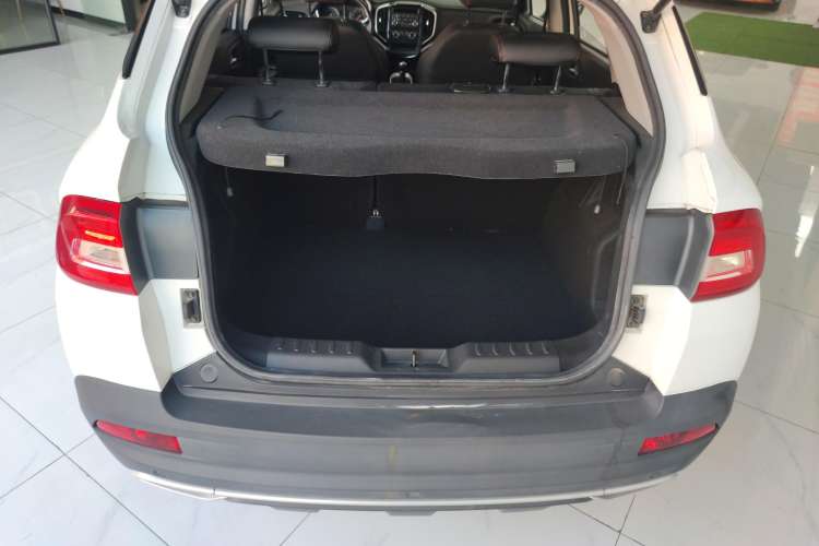 Used Brilliance V3 2017 1.5L Manual Comfort Model
