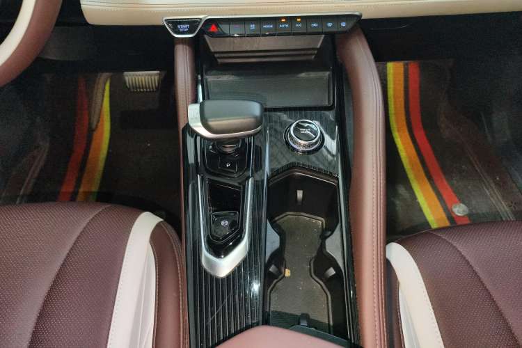 Used Geely Auto Monjaro L 2021 2.0TD DCT EVO Two-Wheel Drive Smart Luxury Version
