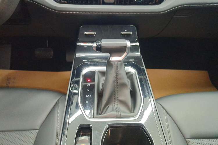 Used Wuling Victory 2020 1.5T CVT Luxury Model
