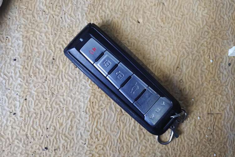 Used Wey VV6 2018 2.0T Two-Wheel Drive Flagship Version China V Standard