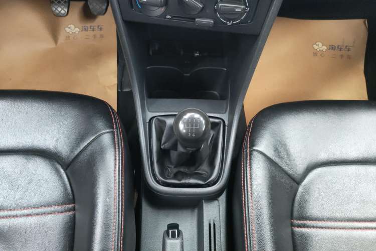 Used Volkswagen Santana 2015 1.4L Manual Fashion Edition