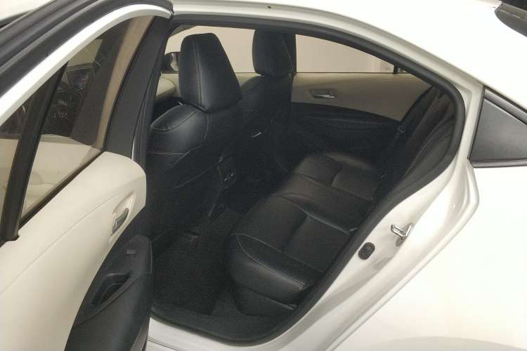 Used Toyota Corolla 2019 Dual-Engine 1.8L E-CVT GL-i Elite Edition