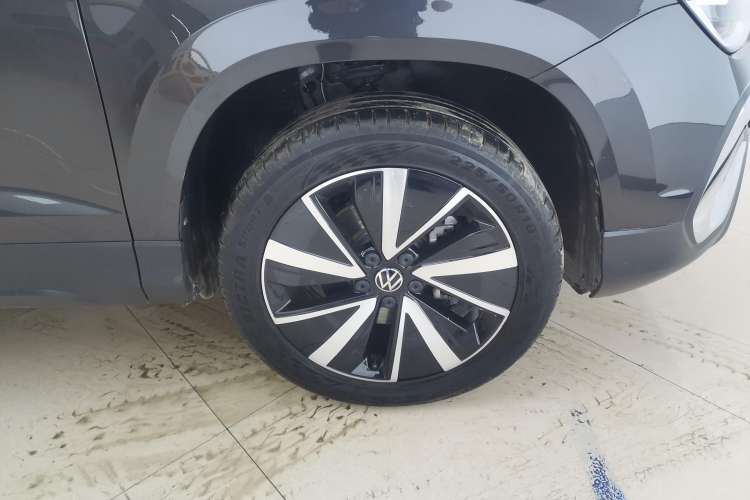 Used Volkswagen Tharu 2023 300TSI Two-Wheel-Drive Moonlight Edition