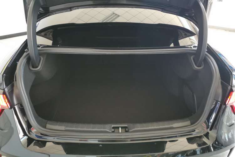 Used Lynk & Co 03 2021 1.5TD DCT Jing Champion Edition
