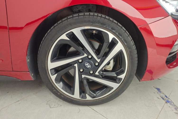Used Hyundai Lafesta 2019 280TGDi Prestige Edition China VI Standard Right Front Wheel Hub