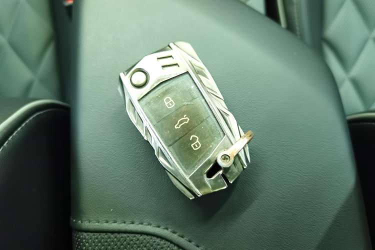 Used Volkswagen Sagitar 2023 300TSI DSG Excellence Edition
