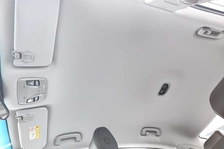 Used Geely Auto Emgrand GT New Energy 2022 1.5T PHEV Extended Range Luxury Version
