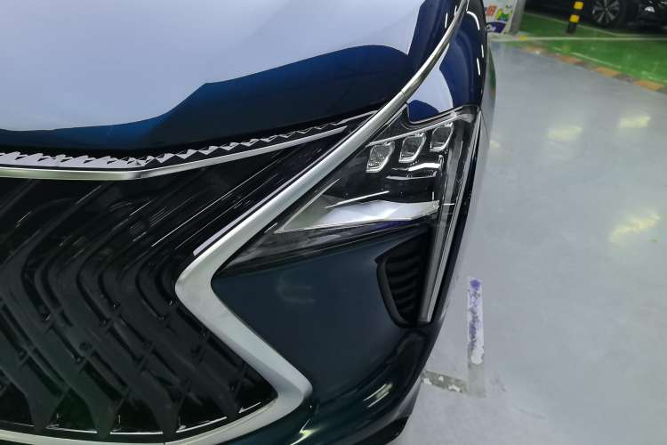 Used FORTHING Yacht 2022 1.5T DCT Chasing-the-Waves Edition