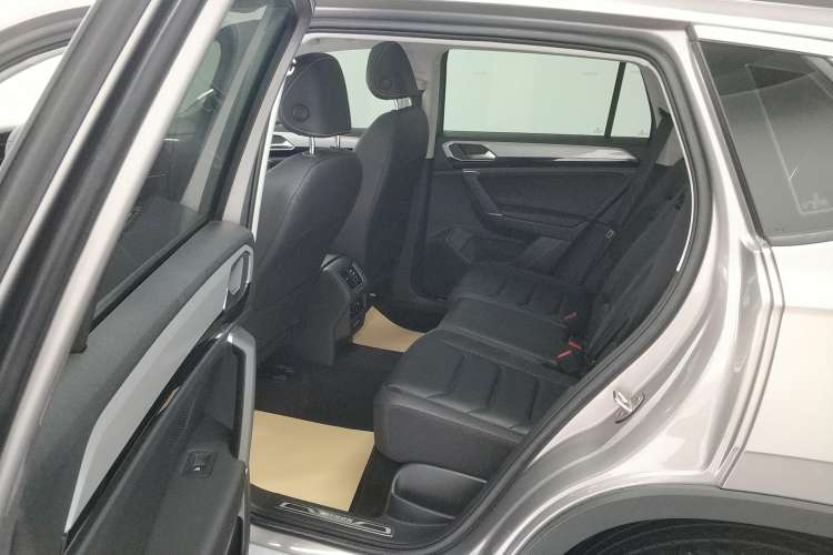 Used Volkswagen Tayron 2020 330TSI Two-Wheel Drive Luxury Smart Connectivity Version