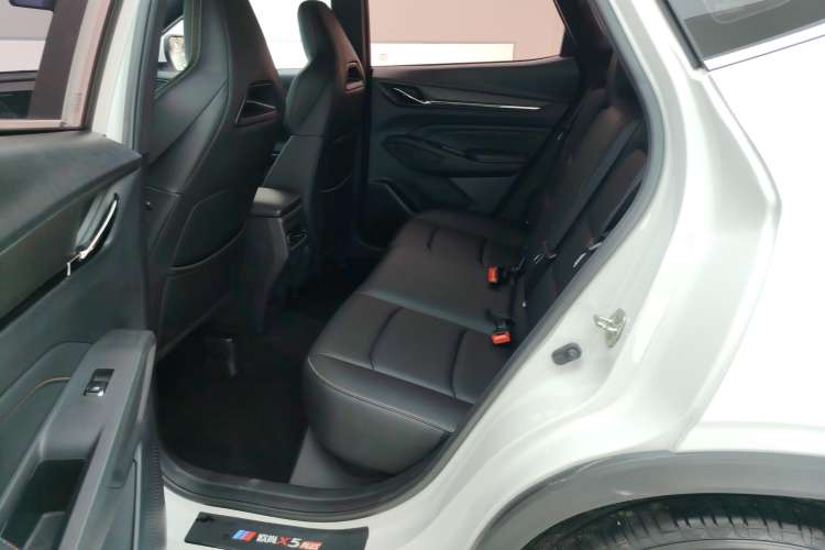 Used Oshan X5 PLUS 2023 Revised 1.5T DCT Pioneer Edition
