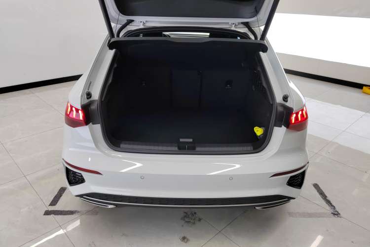 Used Audi A3 2024 Sportback 35 TFSI Fashionable Sports Model
