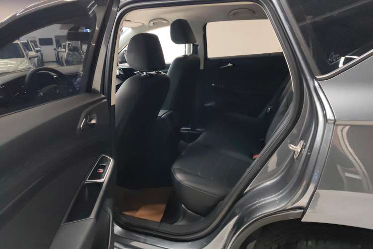 Used Jetta VS5 2022 280TSI Automatic Enjoyment Pro Trim
