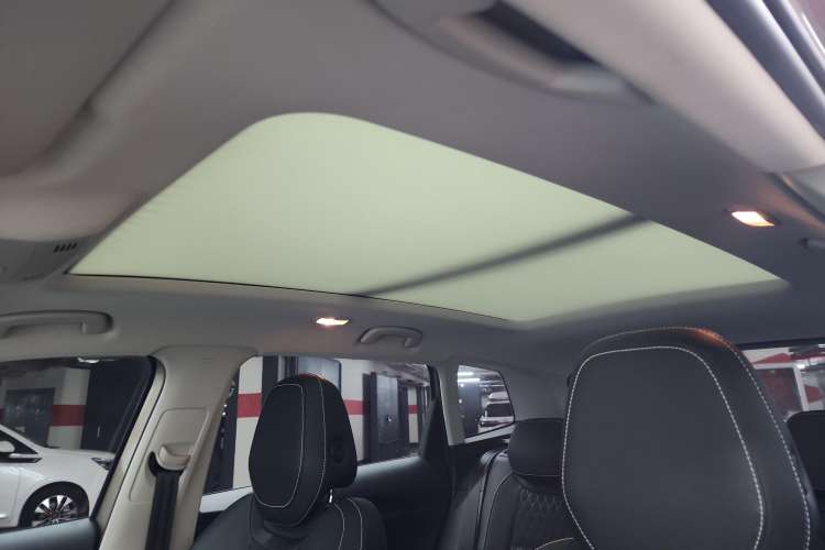 Used Skoda Karoq 2019 TSI280 SmartDrive Luxury Edition China VI standard
