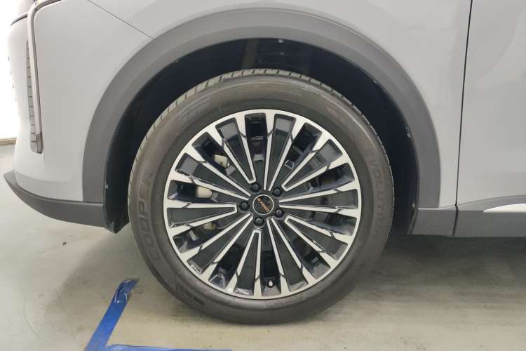 Used EXEED Stellar C-DM 2024 1.5T Long-Range Pro