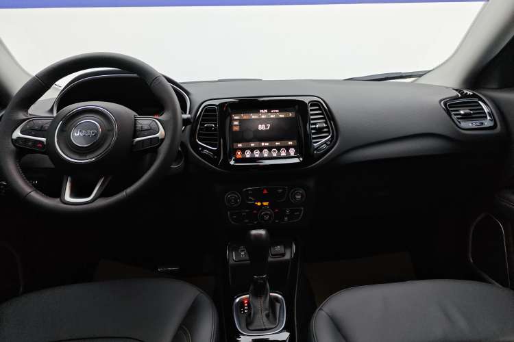 Used Jeep Compass 2019 220T Automatic Family Edition
