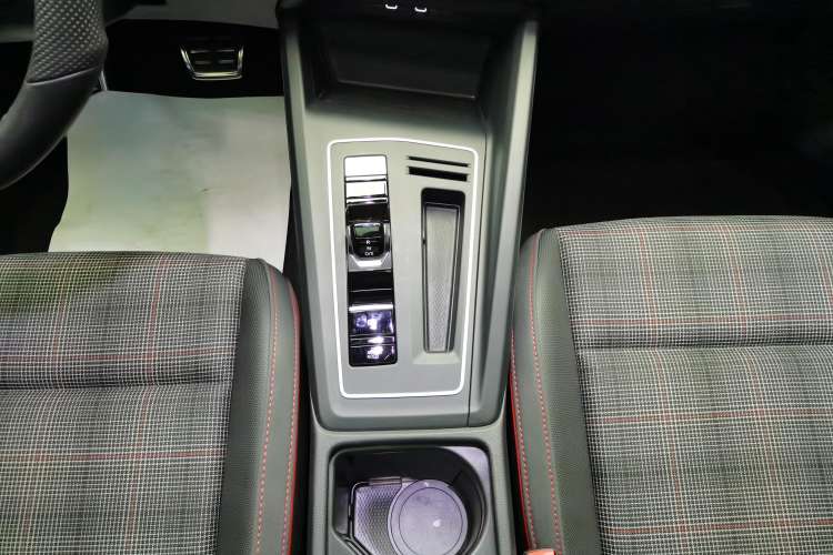 Used Volkswagen Golf GTI 2023 380TSI DSG GTI
