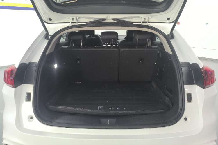 Used Wey VV5 2021 1.5T Two-Wheel Drive Color Pioneer