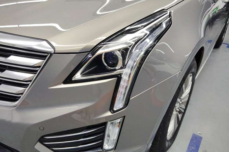 Used Cadillac XT5 2018 25T Luxury Model
