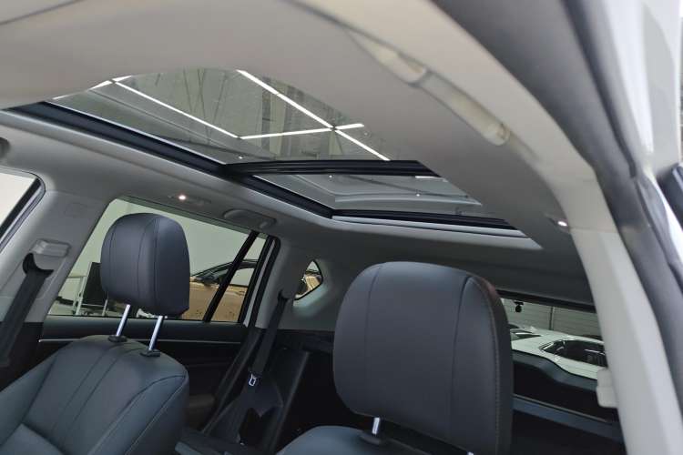 Used GAC Trumpchi GS7 2017 320T Two-Wheel-Drive Luxury Smart Connectivity Model
