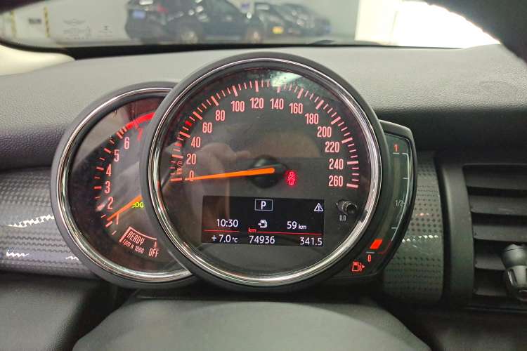 Used MINI MINI 2016 1.5T COOPER Five-Door Edition