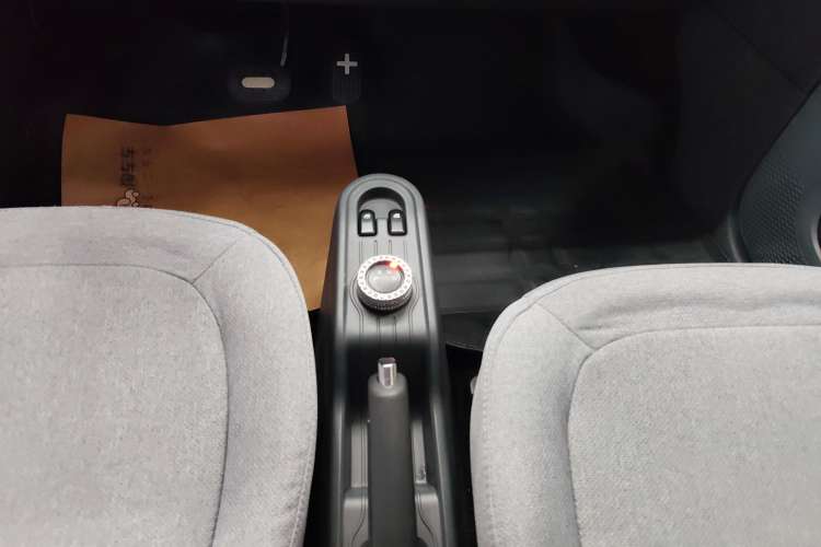 Used Wuling Hongguang MINIEV 2021 Macaron Premium Model – Lithium Iron Phosphate