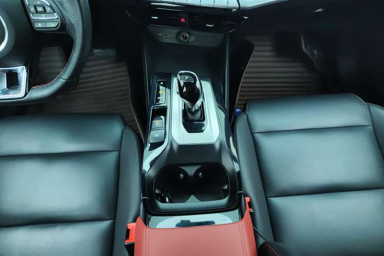 Used MG 5 2021 Revised 300TGI DCT Elegant Luxury Flagship Edition