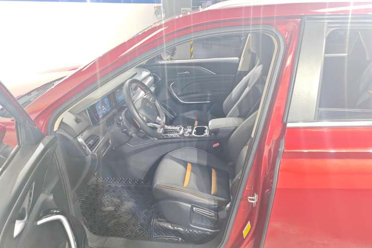 Used Bestune T77 2019 Facelift 230 TID Automatic Luxury Version China V Emission Standard