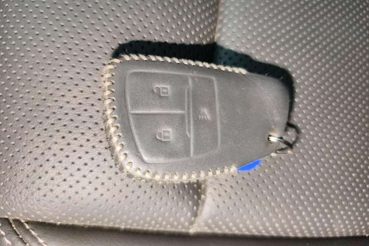 Used Buick Envision 2022 Facelift Encore S 552T Two-Wheel-Drive Luxury Model