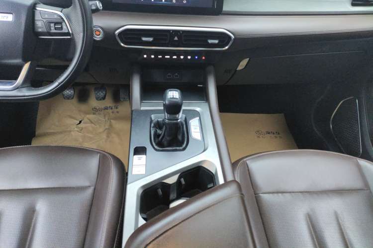 Used JETOUR X90 PLUS 2021 1.5T Manual Villa 7-Seater
