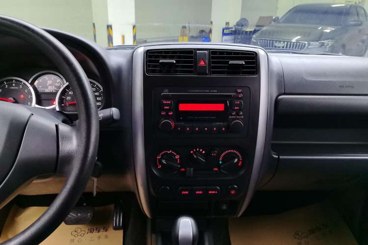 Used Suzuki Jimny 2015 1.3 AT JLX