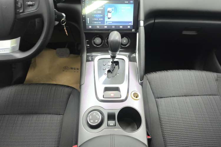 Used Peugeot 3008 2016 1.6THP Automatic Classic Edition