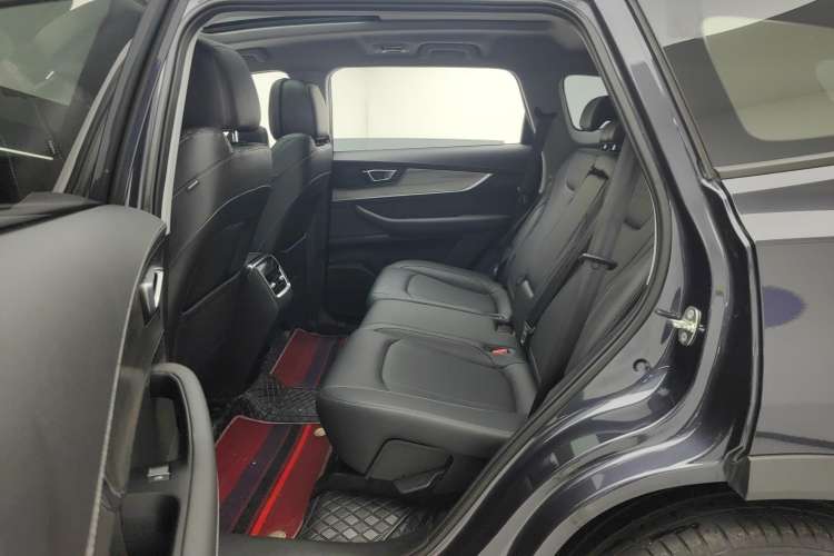 Used Chery Tiggo 8 PLUS 2022 290TGDI DCT Haoting Edition