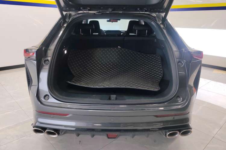 Used Oshan Z6 2023 Blue Whale 1.5T DCT Smart Luxury Model
