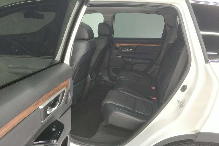 Used Honda CR-V 2019 Brilliant Edition Plus 240TURBO CVT Two-Wheel Drive Fashion Version China VI Emission Standard
