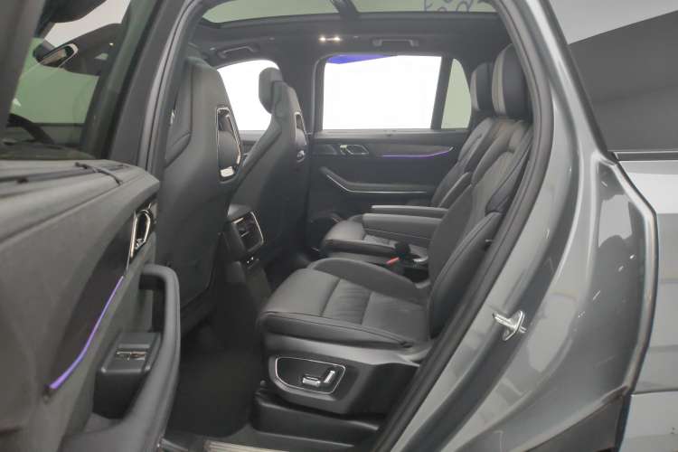 Used Lynk & Co 09 EM-P 2021 2.0T PHEV Halo Six-Seater
