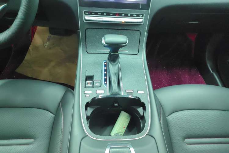 Used GAC Trumpchi GS4 PLUS 2022 390T Automatic Galaxy Edition Gear Lever