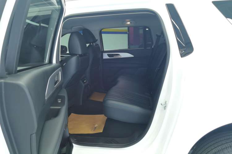 Used Haval H5 2023 2.0T Automatic Two-Wheel Drive LinkedIn Gasoline
