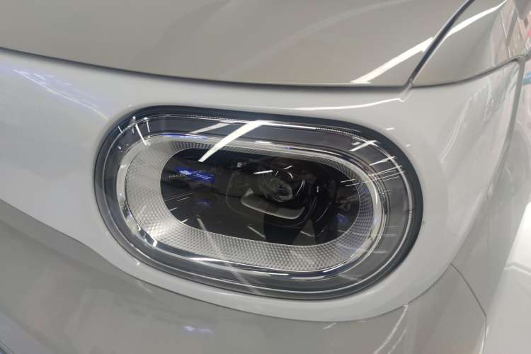 Used Wuling Hongguang MINIEV 2024 3rd Generation 215km Advanced Version